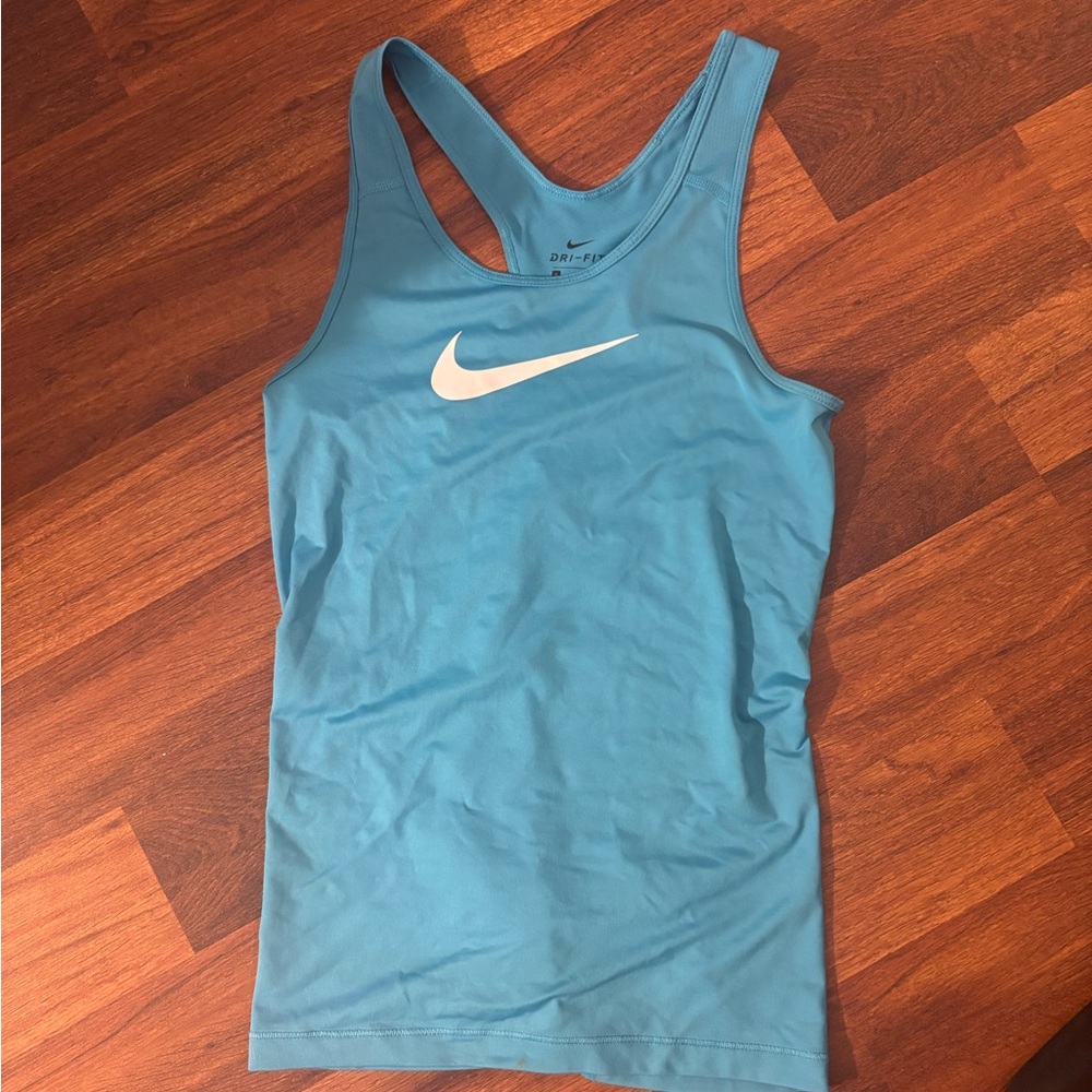 nike workout tank